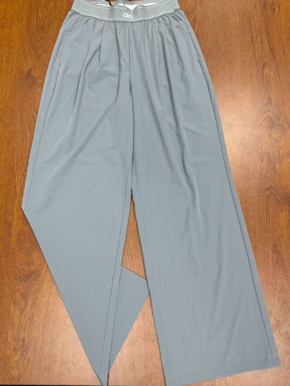 NWT Steel Grey ALO Yoga  😉 High Waisted Pants Comfy Chic💕| Authentic  Size:XXS